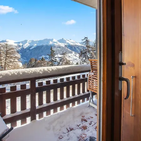 Renove Avec Vue Sur Les Montagnes Lejlighed