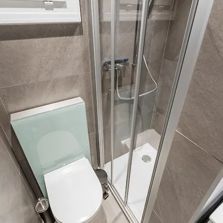 Appartement Renove Avec Vue Sur Les Montagnes