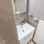 Renove Avec Vue Sur Les Montagnes *